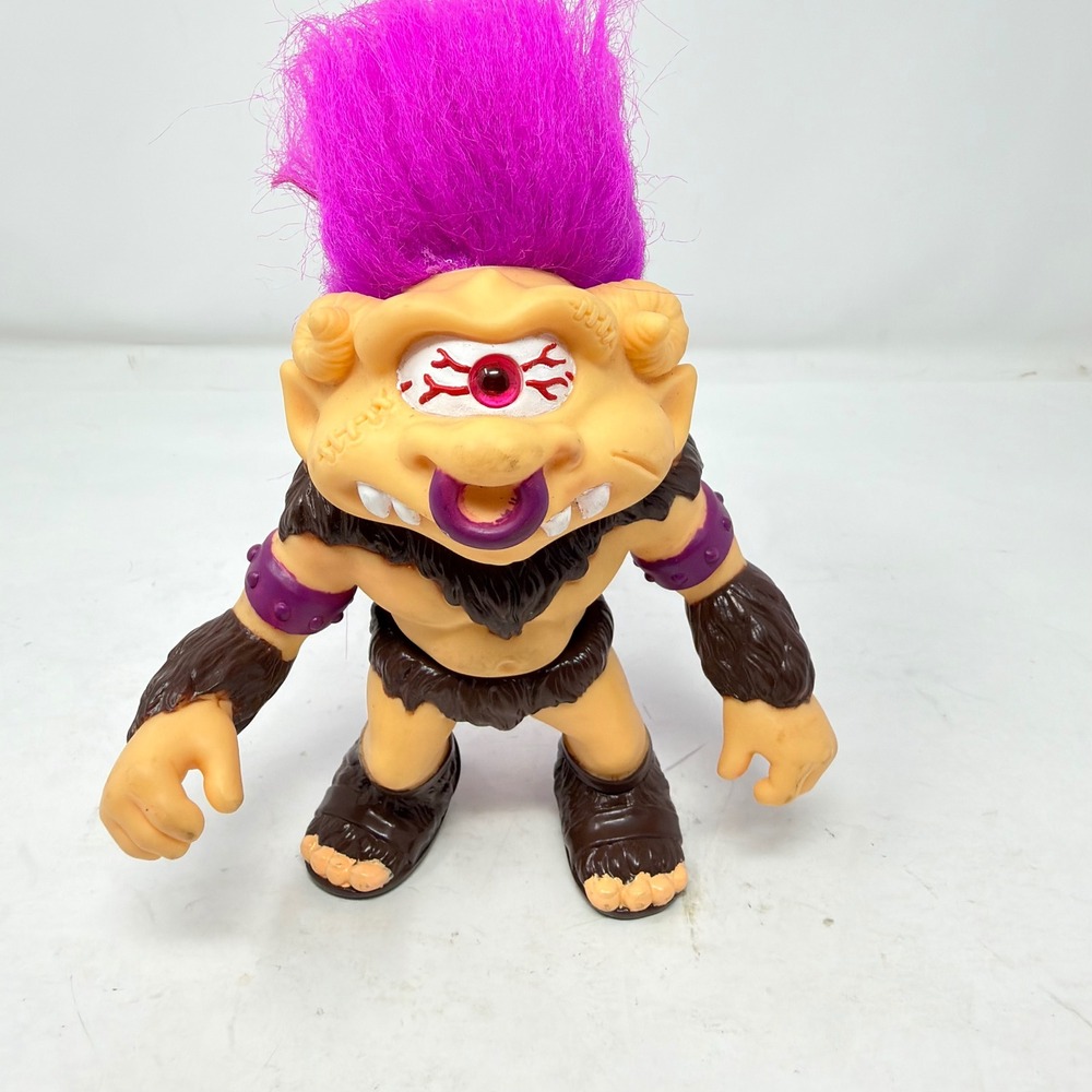 Vintage 1992 Hasbro Battle Trolls Troll-Clops Action Figure Magenta Hair
